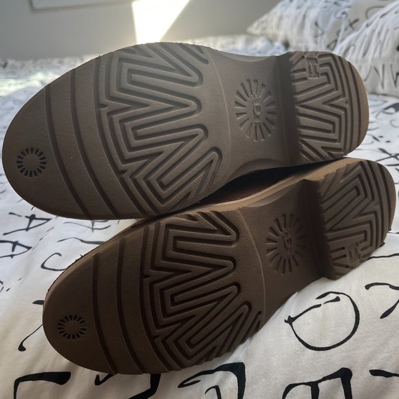 UGG Naiyah Lace-Back Size 6 - Picture 5 of 5